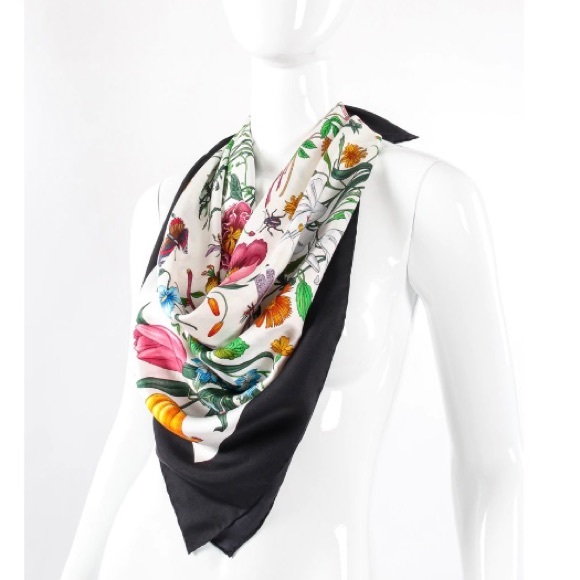 Gucci Black Flora II Silk Scarf NWOT - Picture 2 of 16
